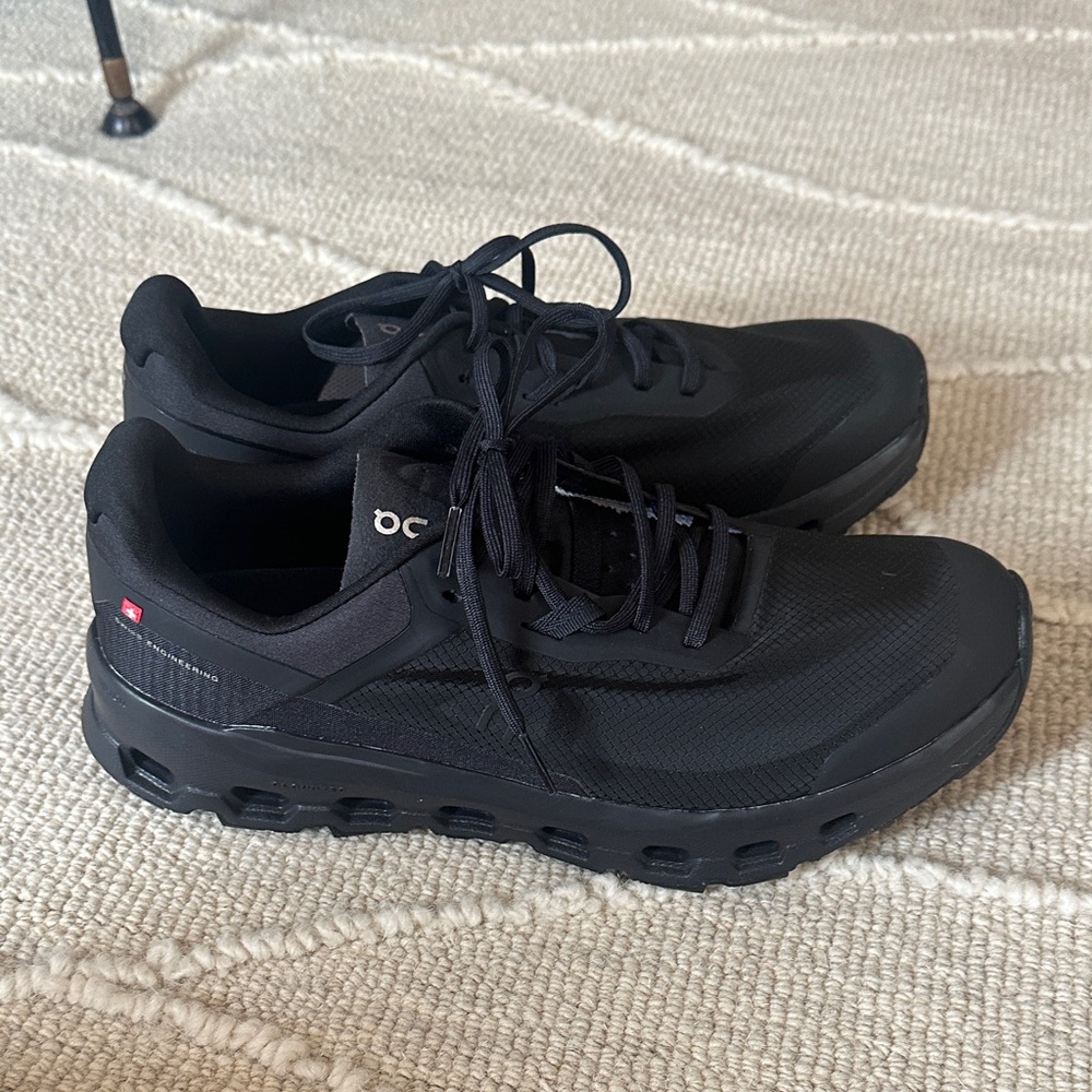 On Cloud Women's Black Running Sneakers